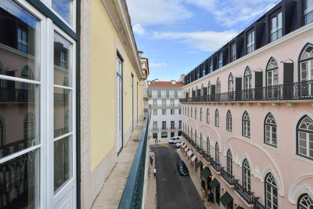 Big Stunning Apartment